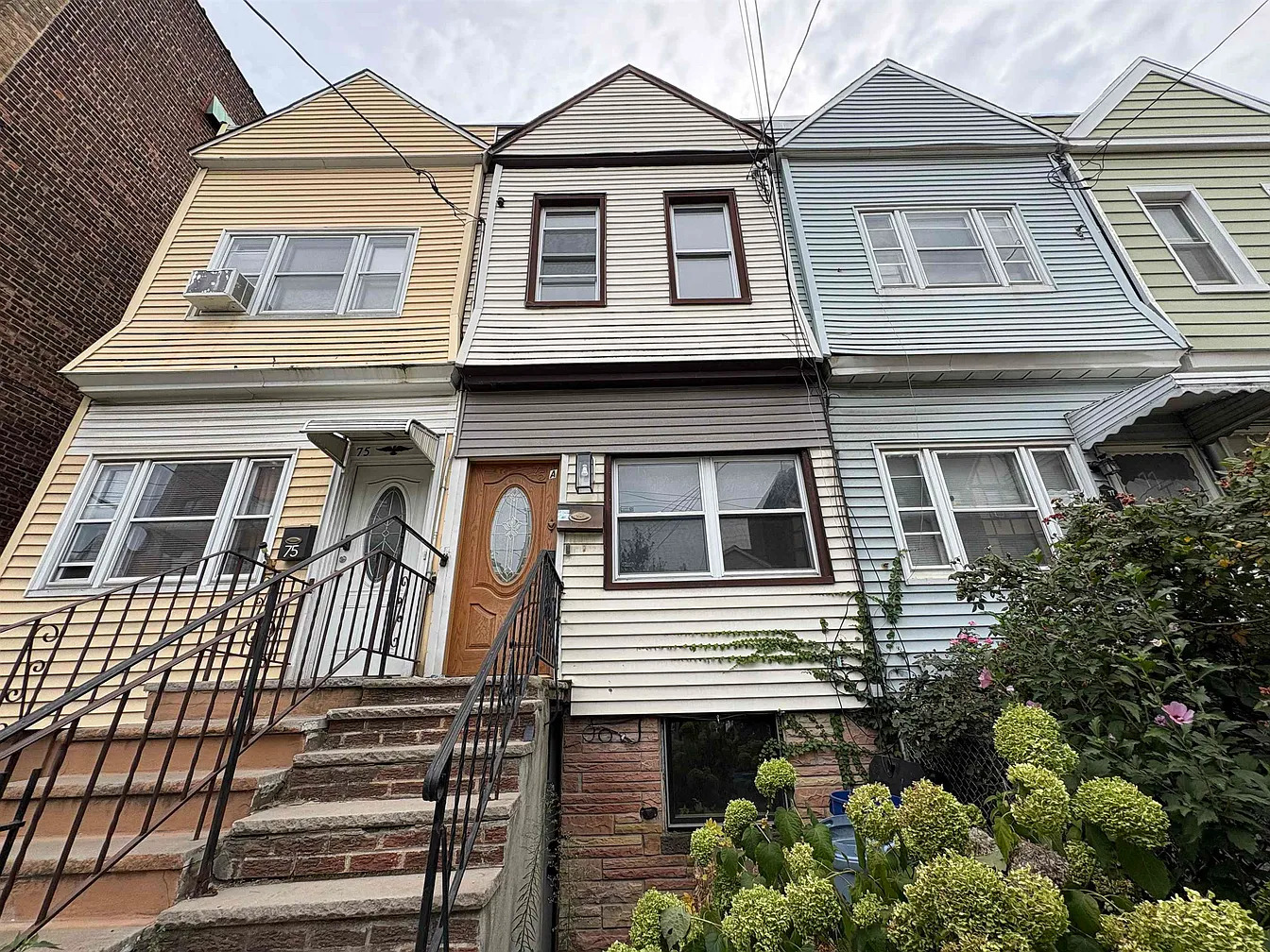 75A Lexington Avenue